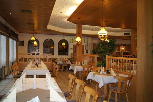 Hotel Fasold Sulzfeld  ภายนอก รูปภาพ