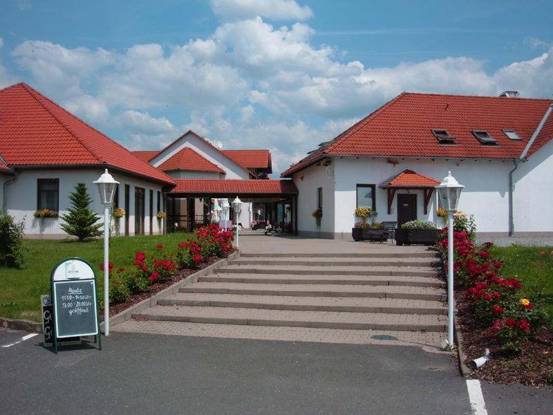 Hotel Fasold Sulzfeld  ภายนอก รูปภาพ